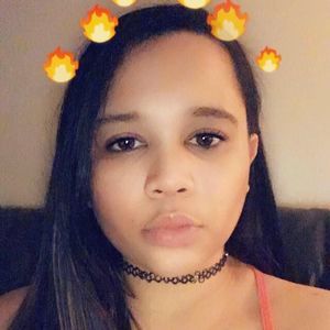 Meet your Posher, Kendra